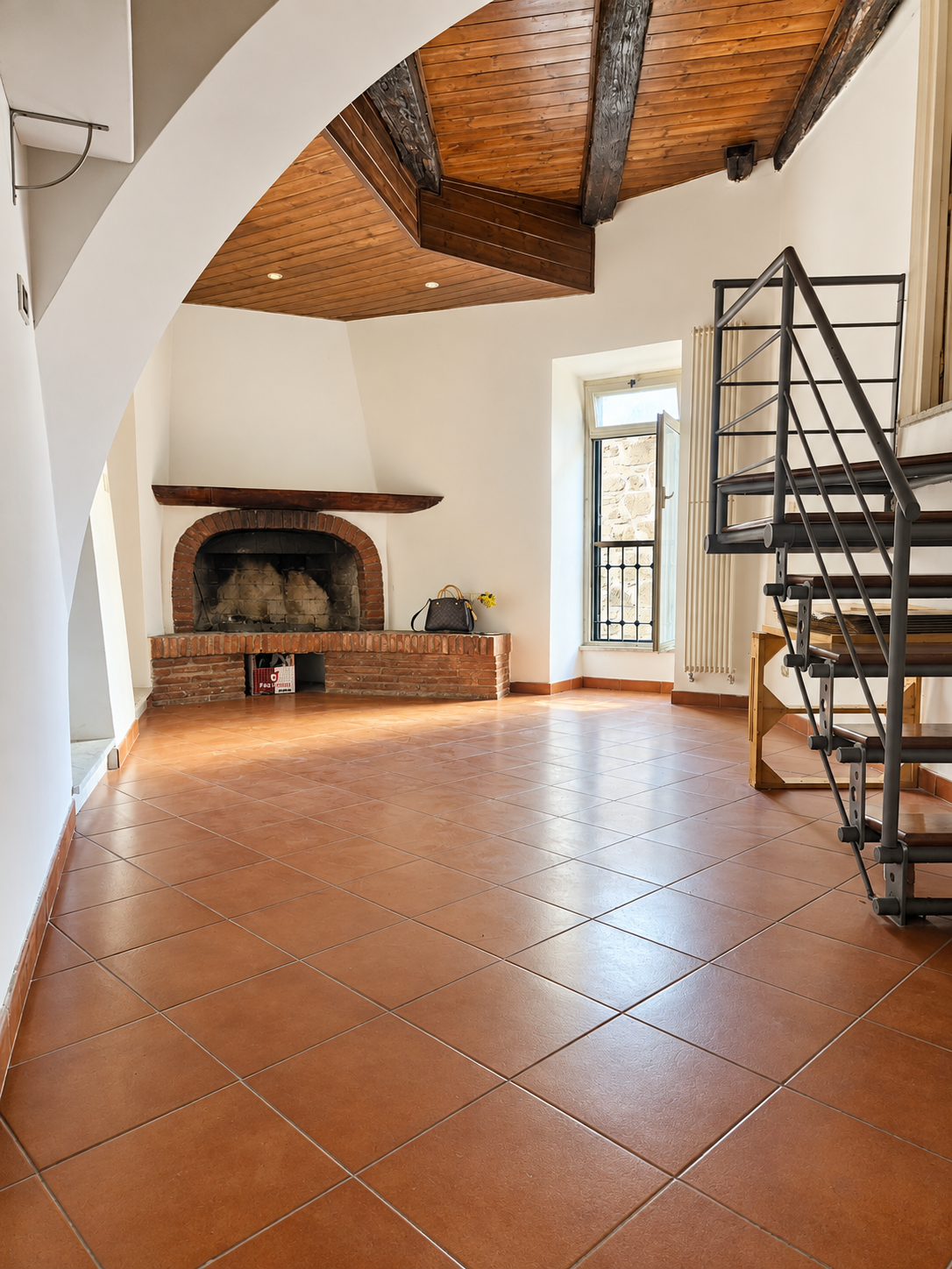 Appartamento in Vendita a Castelnuovo di Porto - immagine 2